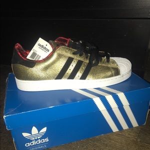 Adidas SUPERSTAR CHINESE NEW YEAR OF THE HORSE